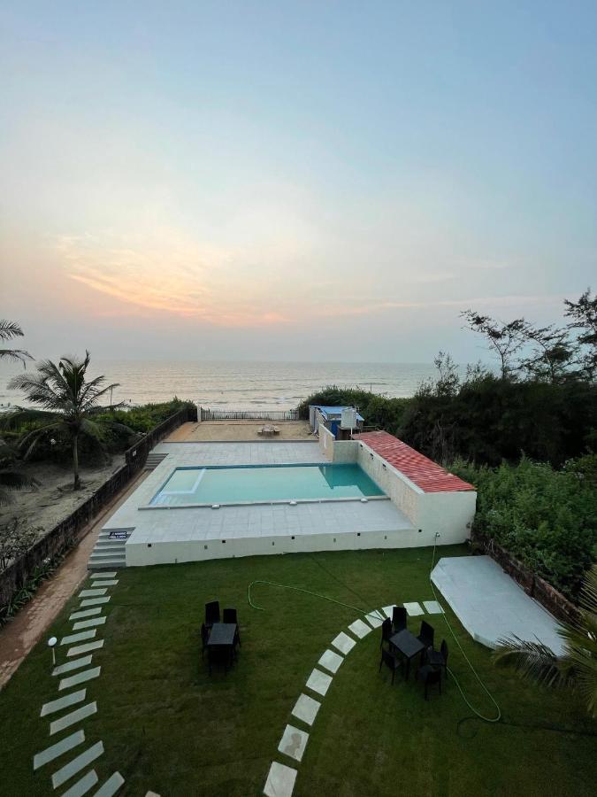 Kay'S By The Sea Hotel Ajgaon Buitenkant foto