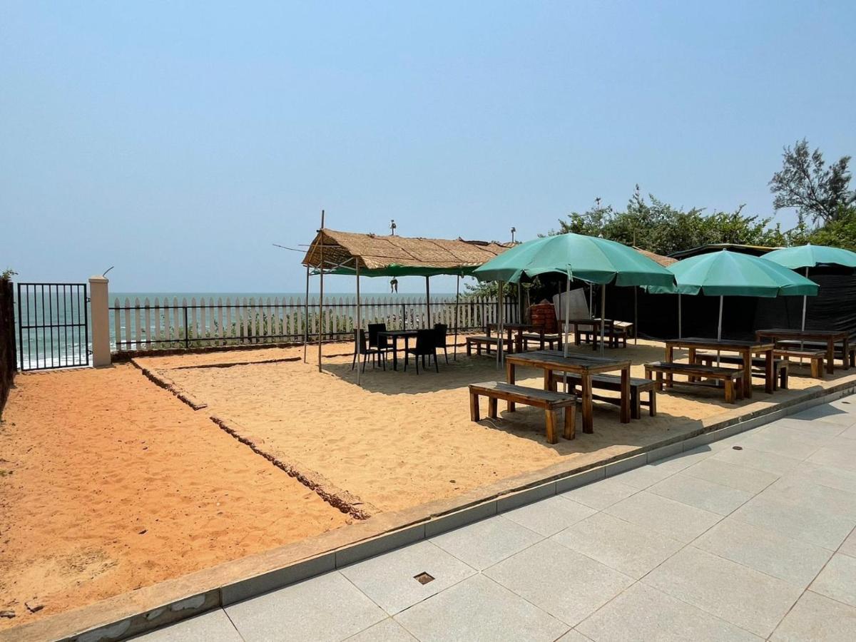 Kay'S By The Sea Hotel Ajgaon Buitenkant foto