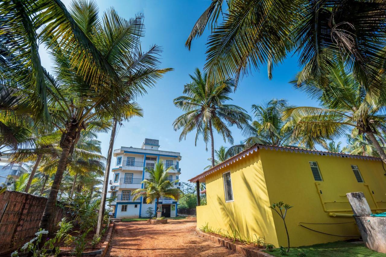 Kay'S By The Sea Hotel Ajgaon Buitenkant foto
