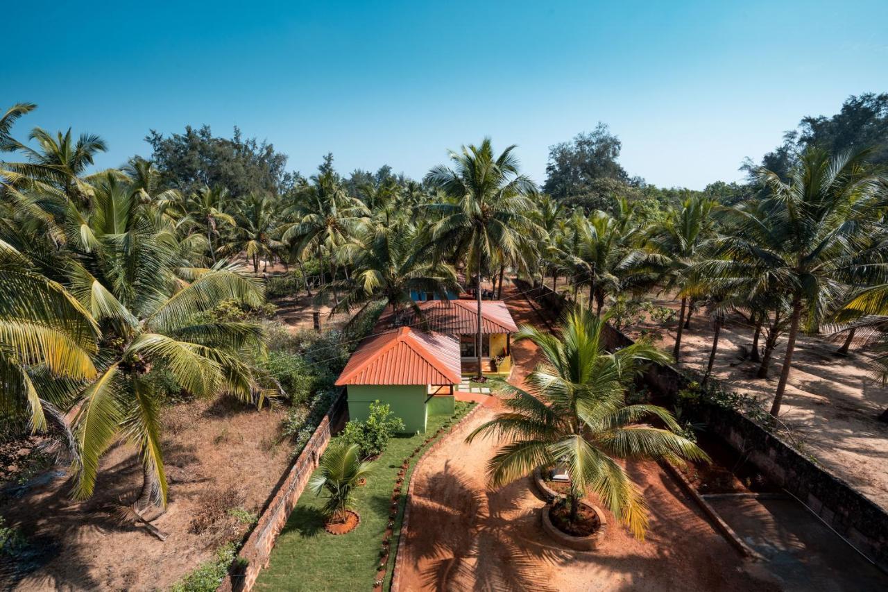 Kay'S By The Sea Hotel Ajgaon Buitenkant foto